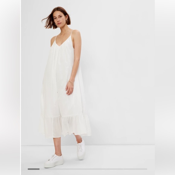 GAP Dresses & Skirts - White gauzy midi dress